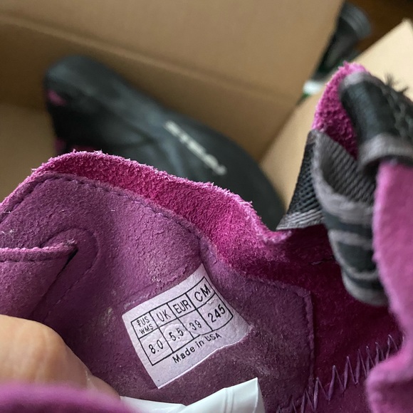 Five Ten 5:10 climbing shoes - brand new - Picture 5 of 5